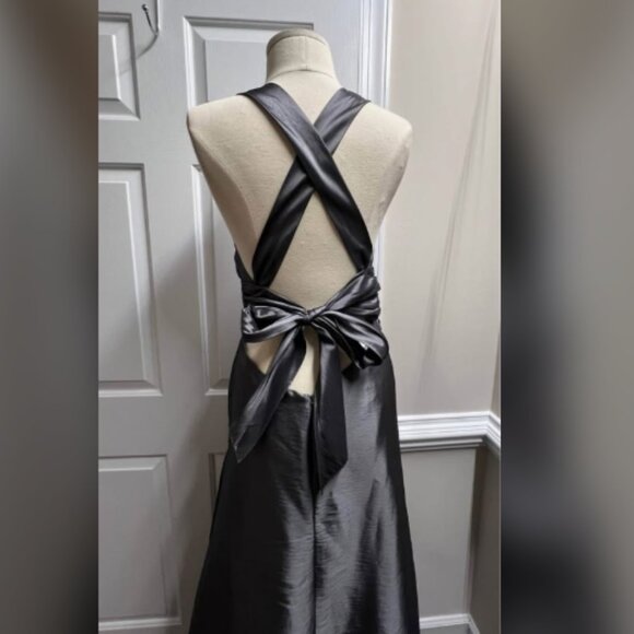 Flirt Maggie Sottero Gray Charcoal Size 6 formal evening Dress - Picture 3 of 6